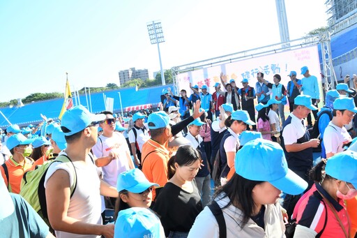 彰化勞資童樂會健行活動盛大登場 近3,800位勞工與家人熱情參與