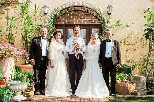 東石蔦松社區推出「圓夢婚紗日」 讓長輩重溫人生大事