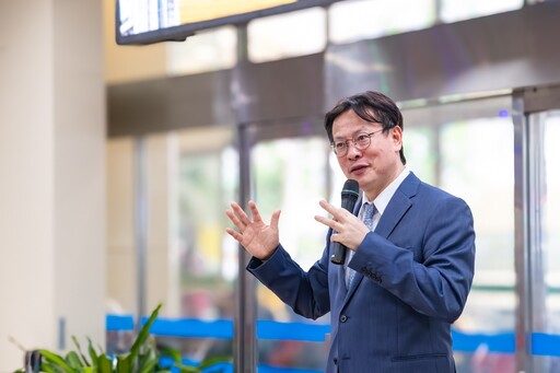 影音/彰基、康橋守護偏鄉弱勢兒童 捐二基0-4 歲兒童醫療專用交通車