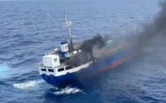 高雄港外海驚傳火警事故 貨輪3人受傷送醫
