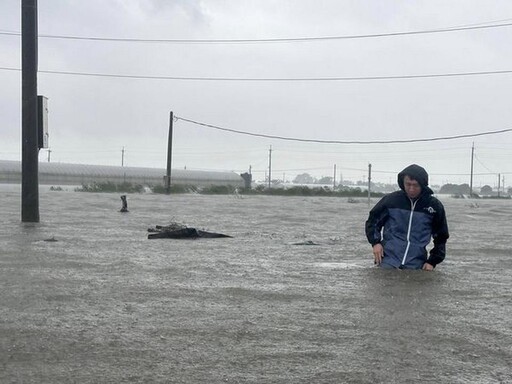凱米颱風撲台 八掌溪與赤蘭溪皆發生溢堤 嘉縣淹水嚴重