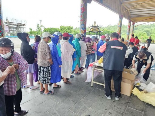 旅遊業發展協會與高市福建、閩南同鄉會舉辦關懷弱勢物資發放活動