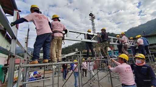 體驗「做工的人」 高大師生隨行義工團 前進卑南鄉打造夢想基地