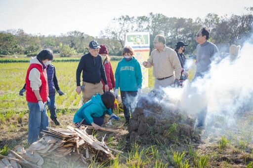 竹市後憲荷松協會舉辦「家庭親子焢窯活動」 體驗傳統活動