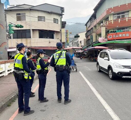 執法無空窗！集集警加強取締路口不停讓