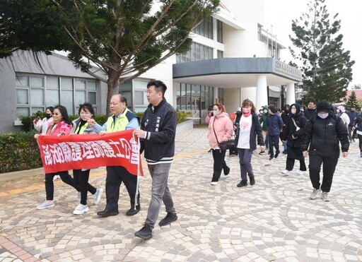 全國護理健走日澎湖場 陳光復肯定護理人員貢獻