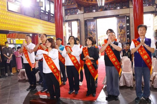 天上聖母媽祖聖誕 黃敏惠祈求順利爭取重大建設 早日讓輕軌到站