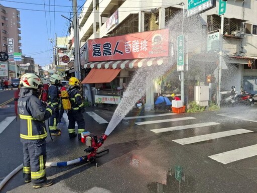 嘉市台林嘉北街口大量瓦斯外洩 消防局趕赴現場處理