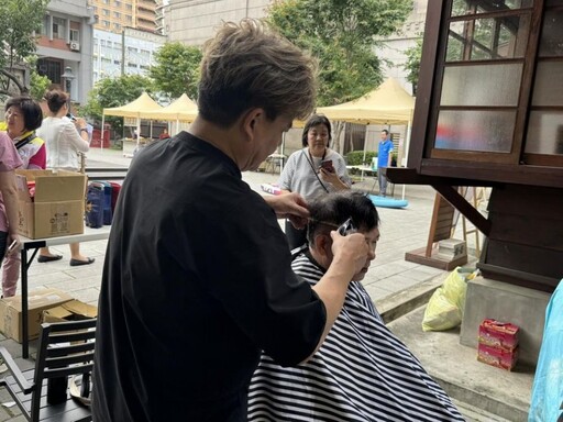 台灣多元產業交流發展協會 舉辦母親節公益關懷活動