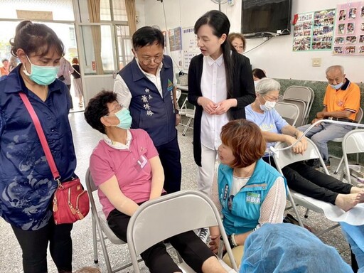 台東嘉義縣「足步踏實 公益剪趾」交流活動
