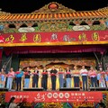 明華園總團結合立柱式煙火 閃亮麥寮社教園區夜晚