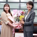 獲五所國立大學音樂系長笛榜首 縣長接見年輕音樂家李盈箴