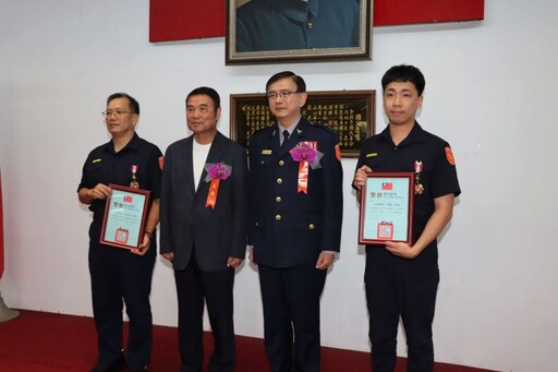 慶祝警察節縣長表揚績優員警 期勉繼續堅守崗位維護良好治安
