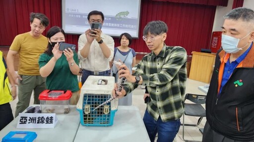防除酷斯拉大作戰!縣府、公所宣導移除外來種綠鬣蜥教戰守則