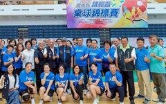 嘉義縣2025議長盃桌球錦標賽 翁章梁、張明達開球