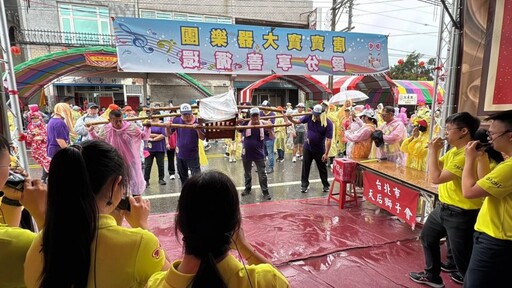 唐寶寶大器樂團!教育愛送溫情愛在屏東行