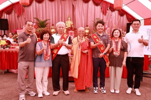 清德寺舉辦龍善宮護法大將軍聖誕法會 許淑華到場獻供祈福