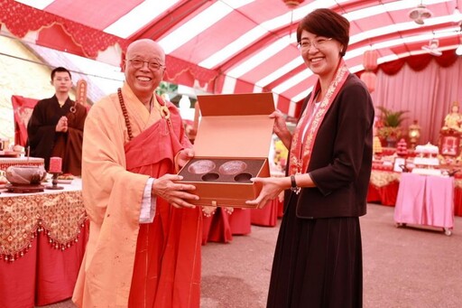清德寺舉辦龍善宮護法大將軍聖誕法會 許淑華到場獻供祈福