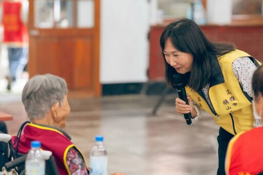 華山基金會感恩茶會旗山區長莊家柔 見證15年長輩陪伴歷程