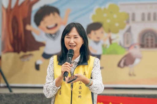華山基金會感恩茶會旗山區長莊家柔 見證15年長輩陪伴歷程