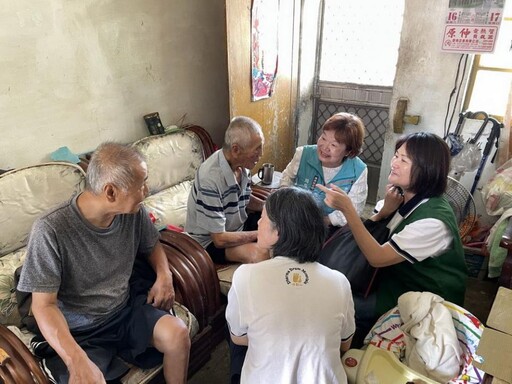 嘉義縣社福中心攜手公益團體 助弱勢家庭