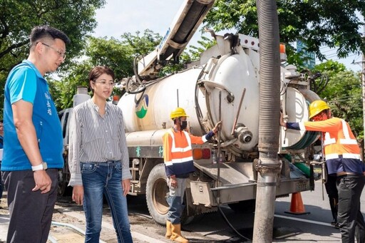 加強防汛整備 許淑華視察南投市道路排水清淤