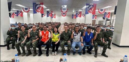 苗栗縣軍友顧問團團長謝慧蓮 探視苗栗籍239梯次新兵