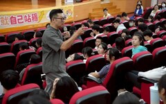 馬力歐點燃青年小宇宙 南投名人講堂人氣爆棚