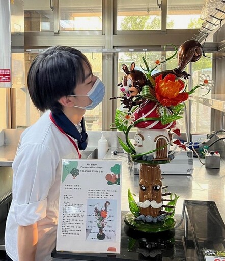 18歲西點國手沈承佑備戰國際賽 以甜點實力展現臺灣技藝