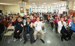 張啓楷「愛嘉義公益＋1」健康公益日 提醒長輩健康保養、安心迎冬