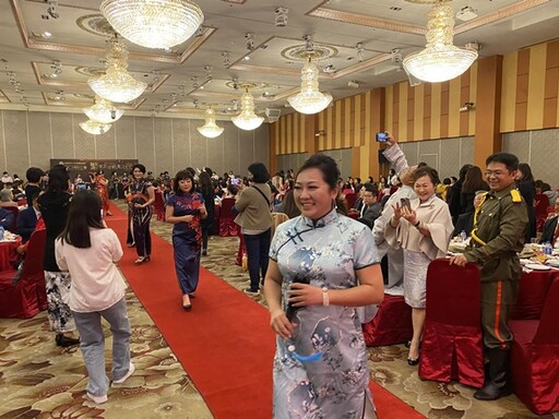 台南市中小企業婦女協會舉辦了一場極具品味的會員大會暨「繁華若夢時光」晚宴