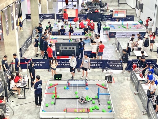 台灣及亞洲60支強勁隊伍爭冠 全球最大機器人VEX Signature亞洲公開賽亞太美國學校開幕