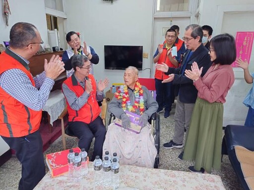 101歲陳鴻漸爺爺嵩壽 屏東榮服處齊祝賀