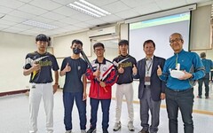 明新科大引進頂級VR互動棒球系統 攜手來訪清華高中學生一同開箱體驗