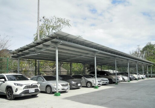推動再生能源兼顧環境永續 林保署新竹分署太陽光電發電系統讓綠能轉綠金