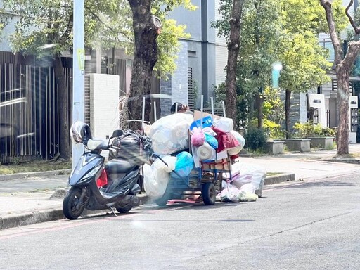 南市持續為資收關懷戶投保 關懷照顧不間斷