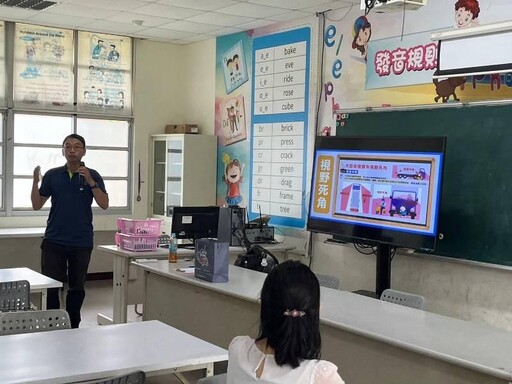 南警前進下營東興國小 教師研習反毒防詐護交安宣導