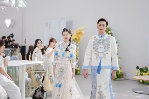 杜林紙草手工婚紗秀於臺南美術館展出！