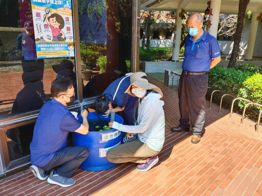 南市衛生局與佳里榮家進行登革熱防治作為交流