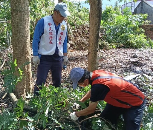 屏東榮服處風災後協助清理家園