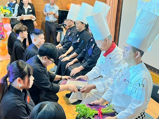 尊師重道、術德兼修 敏實科大餐飲系拜師禮培育學生廚藝與廚德雙修