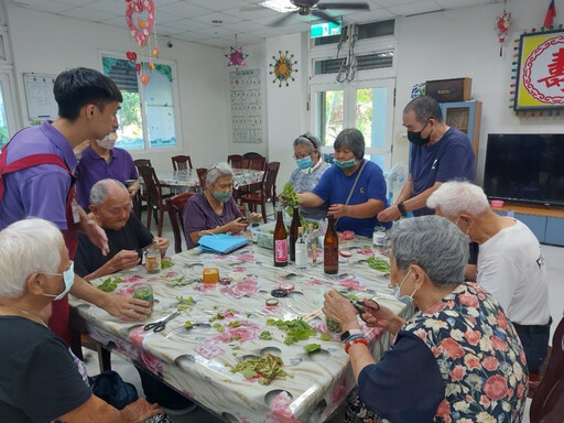 花蓮榮家住民手作防蚊液 體驗天然植物魅力