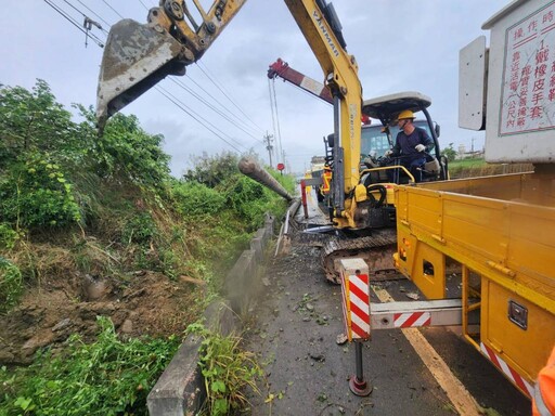 強颱康芮登陸 台電新營：累計近萬戶停電1892戶全力搶修中