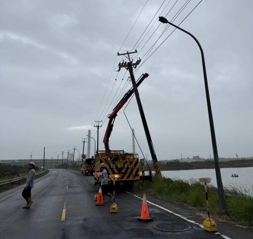 強颱康芮襲臺！台電台南：仍有3979戶待復電 積極搶修中