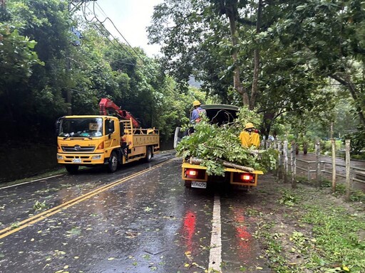 強颱康芮襲臺！台電台南：仍有3979戶待復電 積極搶修中