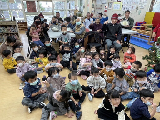 花蓮榮家與幼園童手作暖心湯圓 老幼共融幸福迎冬至