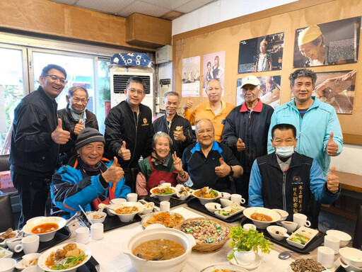 臺東榮服處圍爐賀春添福 關懷轄區榮民眷