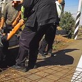 高齡翁1原因連人帶車摔水溝 楊梅警即刻救援