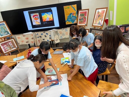 平鎮山豐國小美術班聯展登場 展現學子藝術回憶