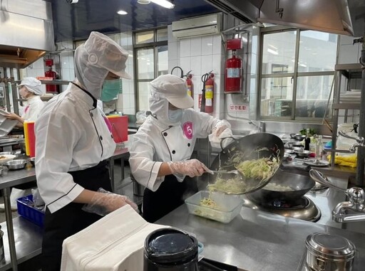 桃園40隊角逐「校園廚神」用在地食材展現美味創意